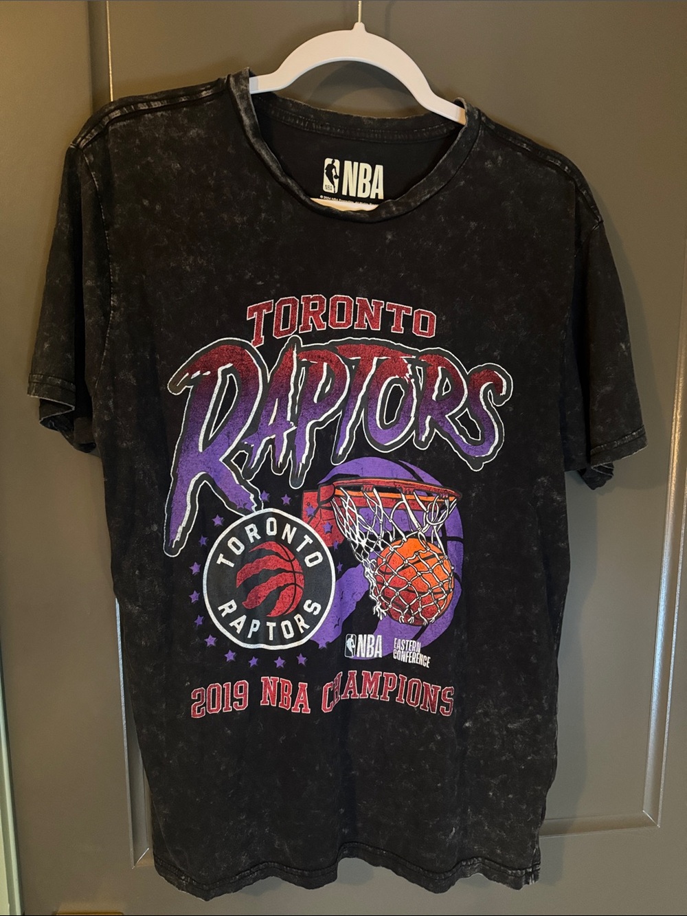 NBA Toronto Raptors Acid Wash T-Shirt, excellent cond. size small